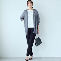 モデル身長169cm／M・股下64cm　※写真は撮影用のため股下+6cmになります。