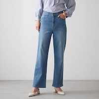モデル身長174cm／64-91・股下68cm ※写真は撮影用のため股下+6cmになります。