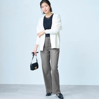 モデル身長168cm／64-91・股下68cm ※写真は撮影用のため股下+6cmになります。