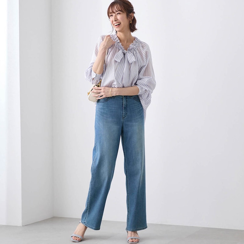 モデル身長169cm／64-91・股下68cm　※写真は撮影用のため股下+6cmになります。