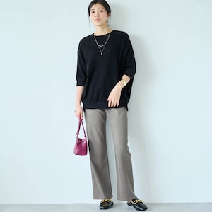 モデル身長168cm／64-91・股下68cm　※写真は撮影用のため股下+6cmになります。