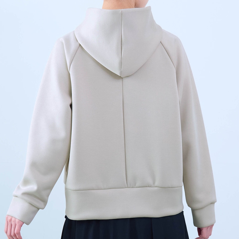 モデル身長168cm／M