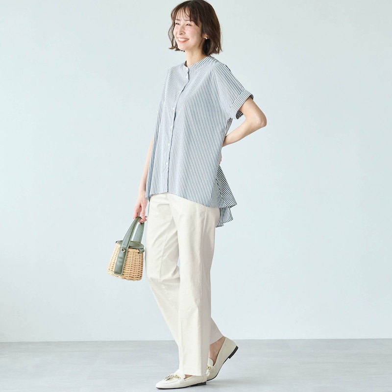 モデル身長169cm／M・股下70cm ※写真は撮影用のため股下+6cmになります。