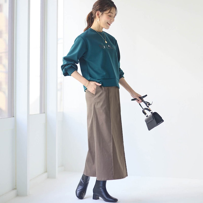 モデル身長170cm／M　※写真は撮影用のため総丈+6cmになります。