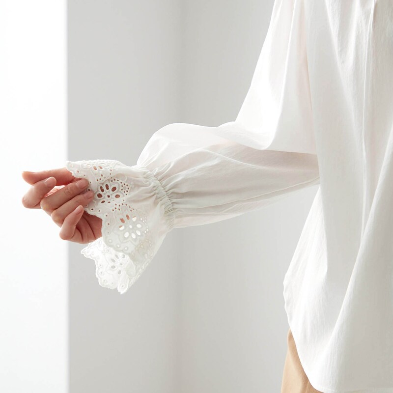 袖口カットワークレースブラウス(エスエヌ バイ スタイルノート/SN by  