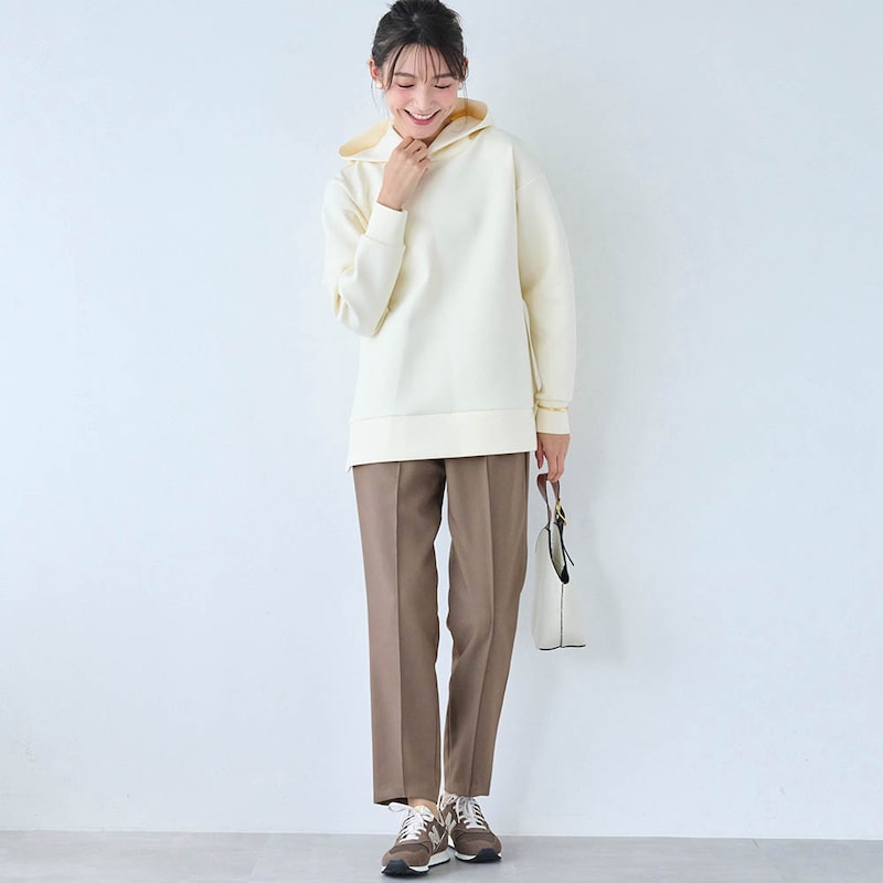 モデル身長170cm／M・股下66cm　※写真は撮影用のため股下+6cmになります。