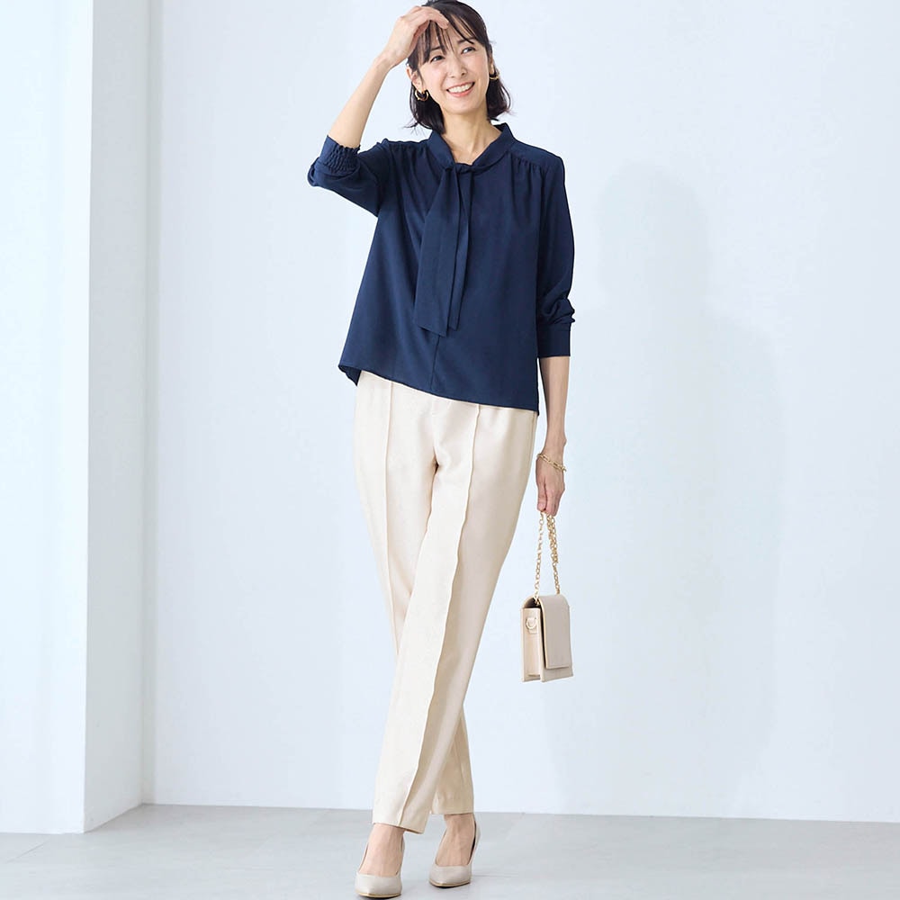 モデル身長169cm／M・股下66cm ※写真は撮影用のため股下+6cmになります。