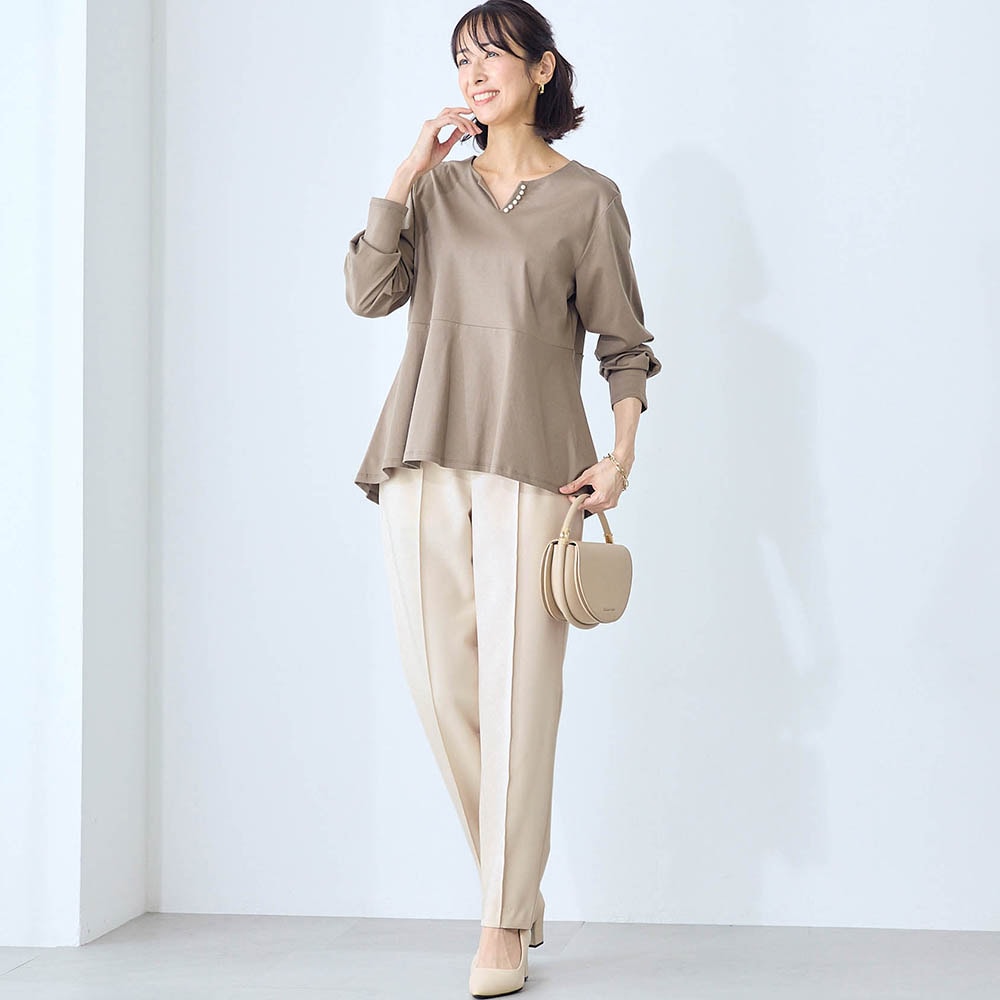 モデル身長169cm／M・股下66cm ※写真は撮影用のため股下+6cmになります。