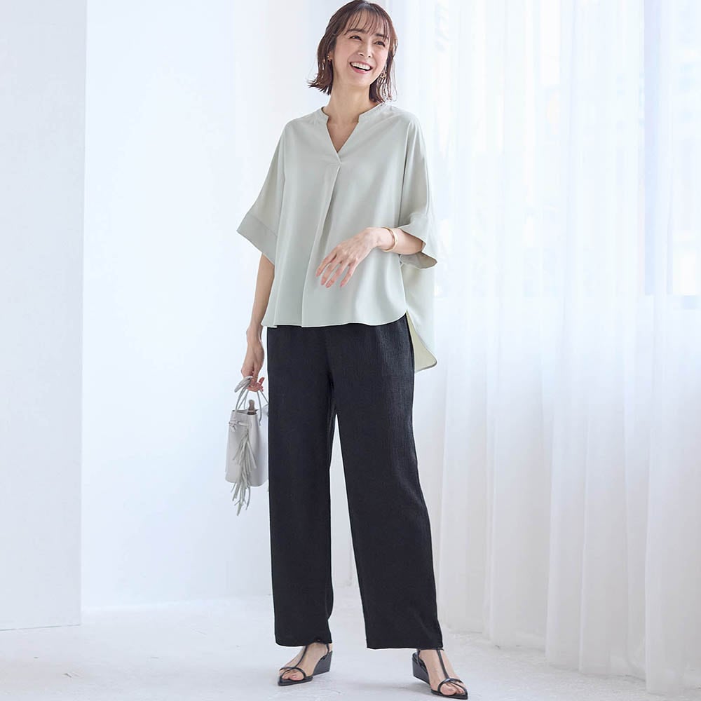 モデル身長169cm／M　※写真は撮影用のため股下+4cmになります。（ブラック）