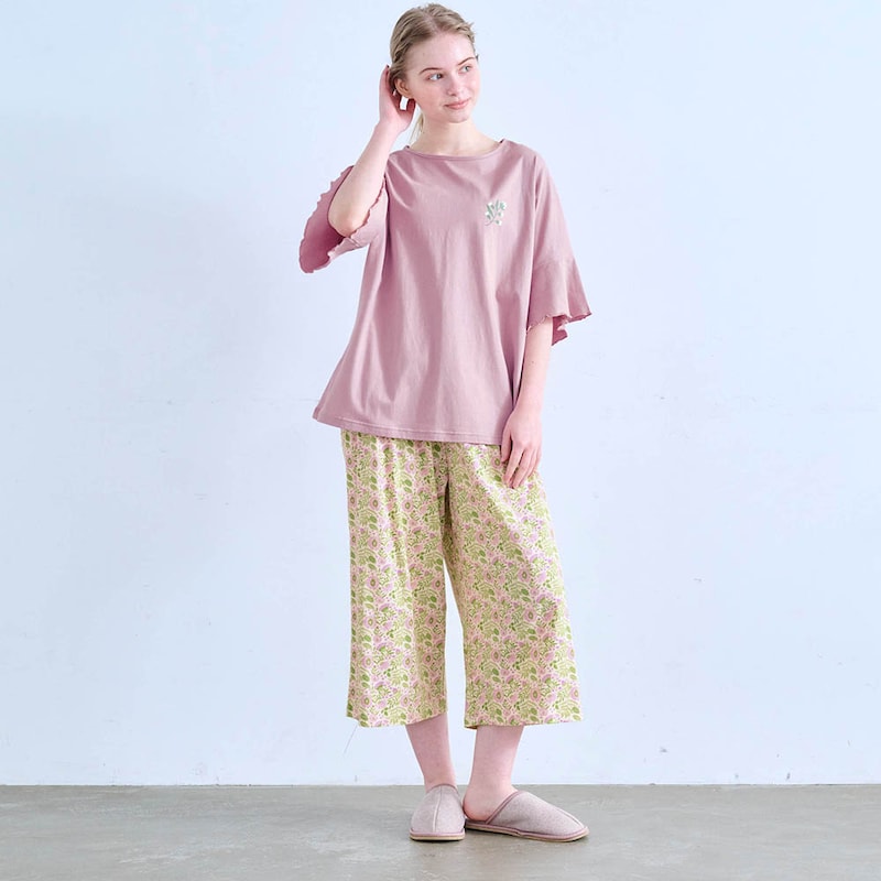 愛らしさ　モデル身長167cm/M