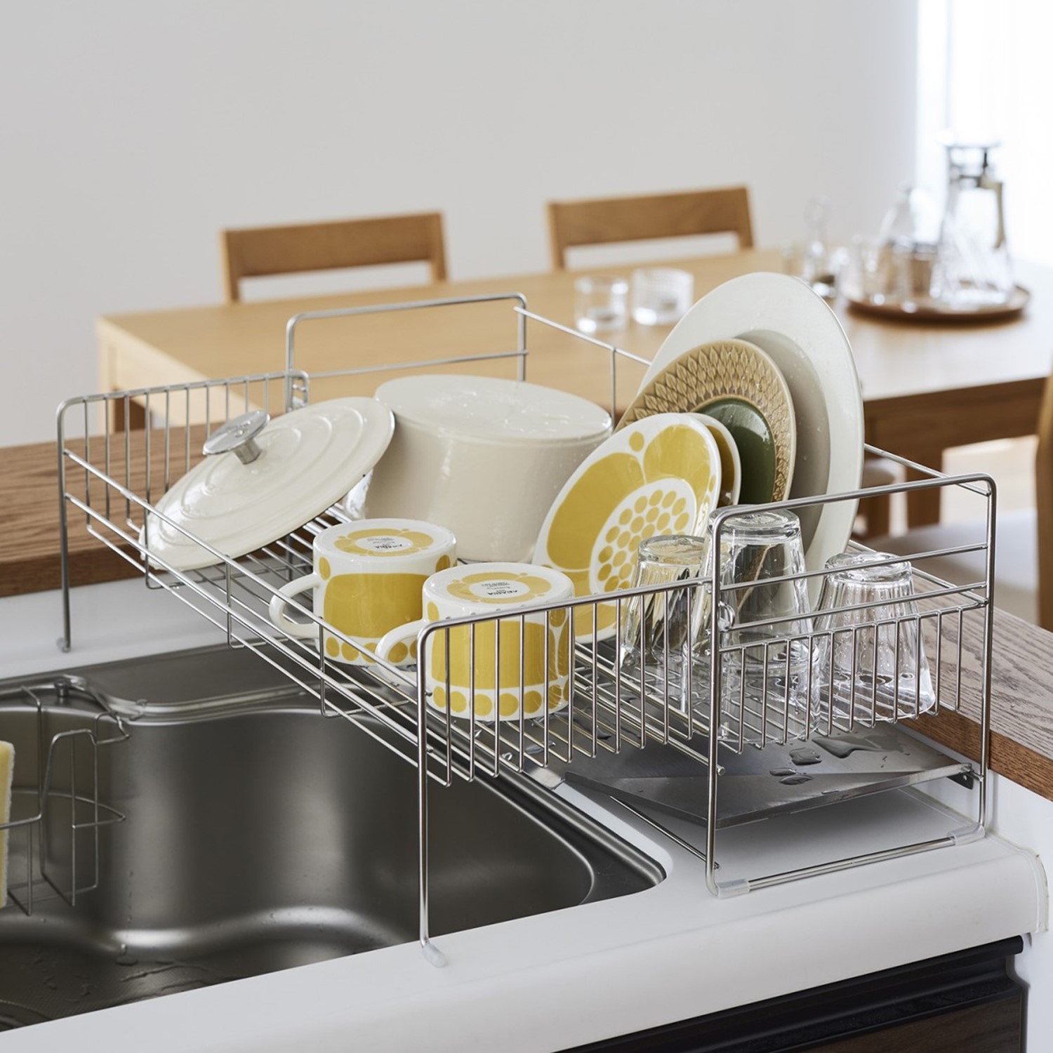 【BELLE MAISON DAYS】きれい好きさんのためのステンレス製伸縮水切りかご 【BELLE MAISON DAYS】きれい好きさんのためのステンレス製伸縮水切りかご