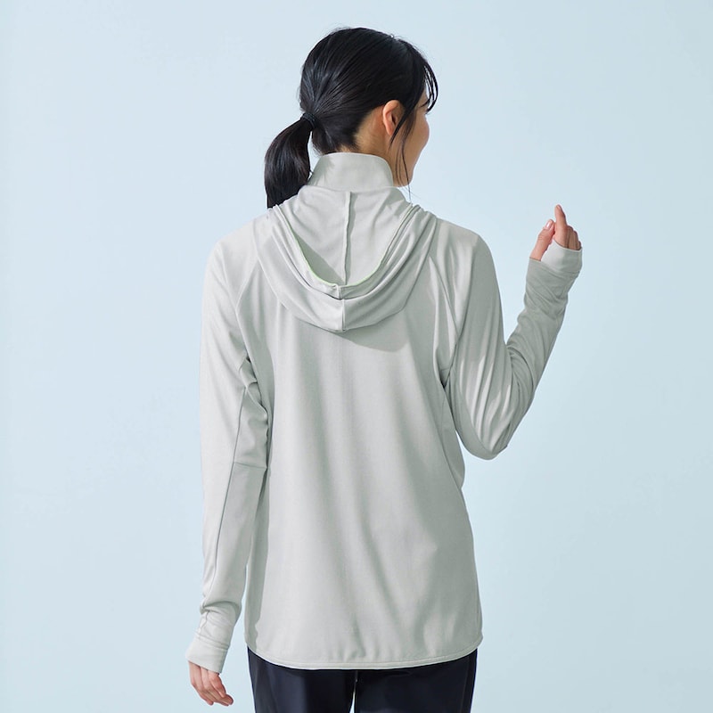 モデル身長164cm／M