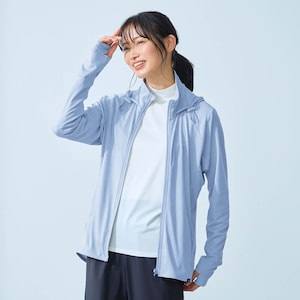 ライトブルー