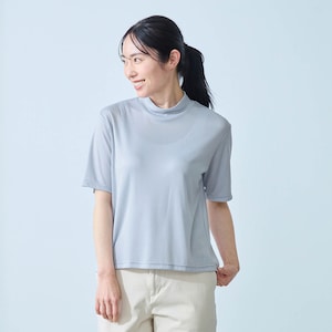 ライトブルー