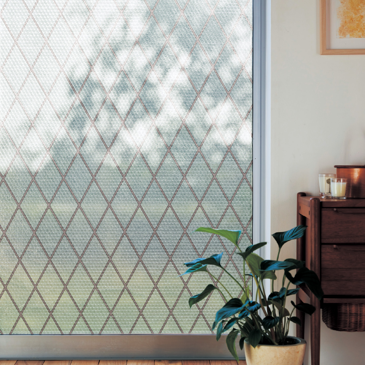 【ベルメゾン】すりガラス対応窓ガラス断熱目隠しシート 格子柄 【UVカット】 【ベルメゾン】すりガラス対応窓ガラス断熱目隠しシート 格子柄 【UVカット】