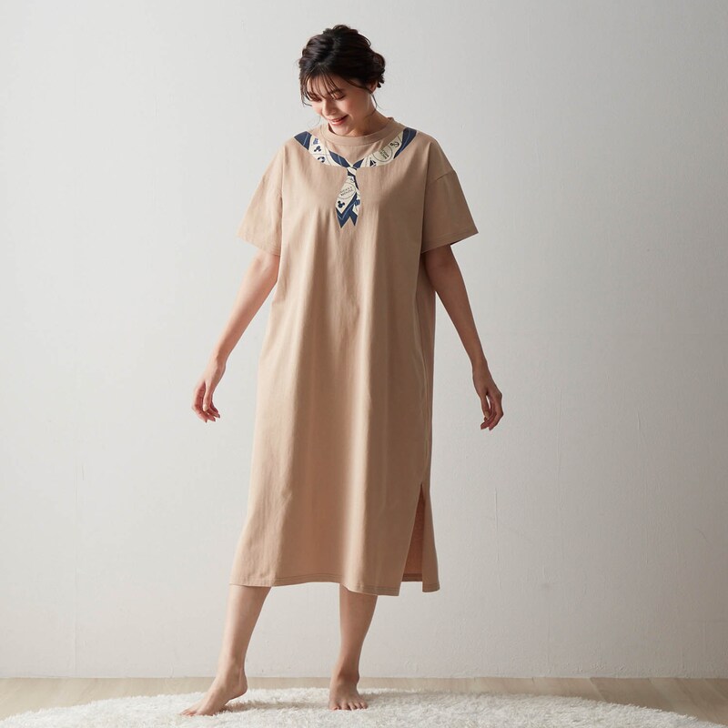 体のラインを拾いにくいゆったりシルエット