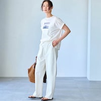 モデル身長168cm／M・オフホワイト（フォトB）