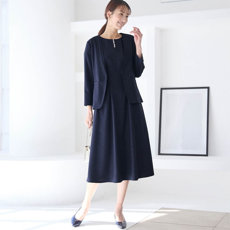 モデル身長173cm／M ※写真は撮影用のため着丈+5cmになります。
