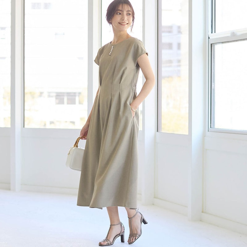 モデル身長170cm／M ※写真は撮影用のため着丈+5cmになります。