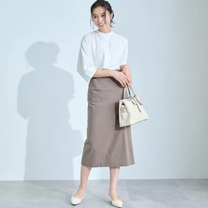 モデル身長167cm／M・総丈75cm　※写真は撮影用のため総丈+6cmになります。