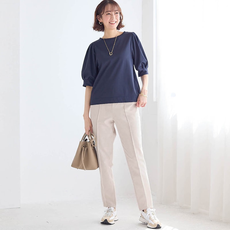モデル身長169cm／M・股下66cm　※写真は撮影用のため股下+6cmになります。