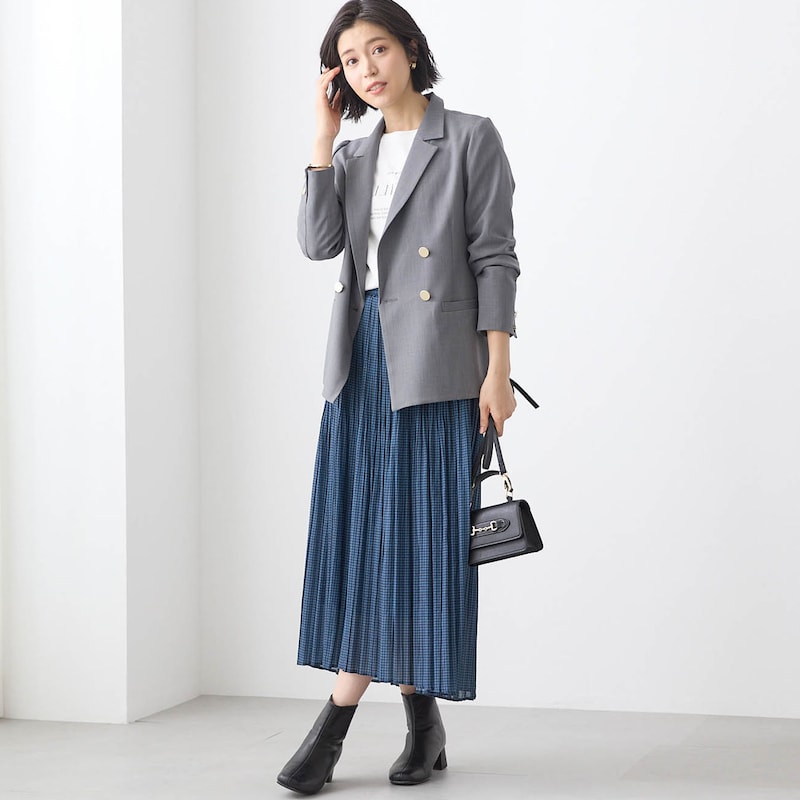 モデル身長168cm／M　※写真は撮影用のため、総丈+6cmになります。
