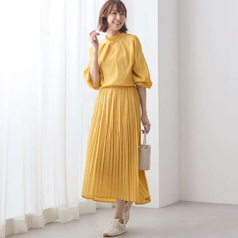 モデル身長169cm／M　※写真は撮影用のため、総丈+6cmになります。
