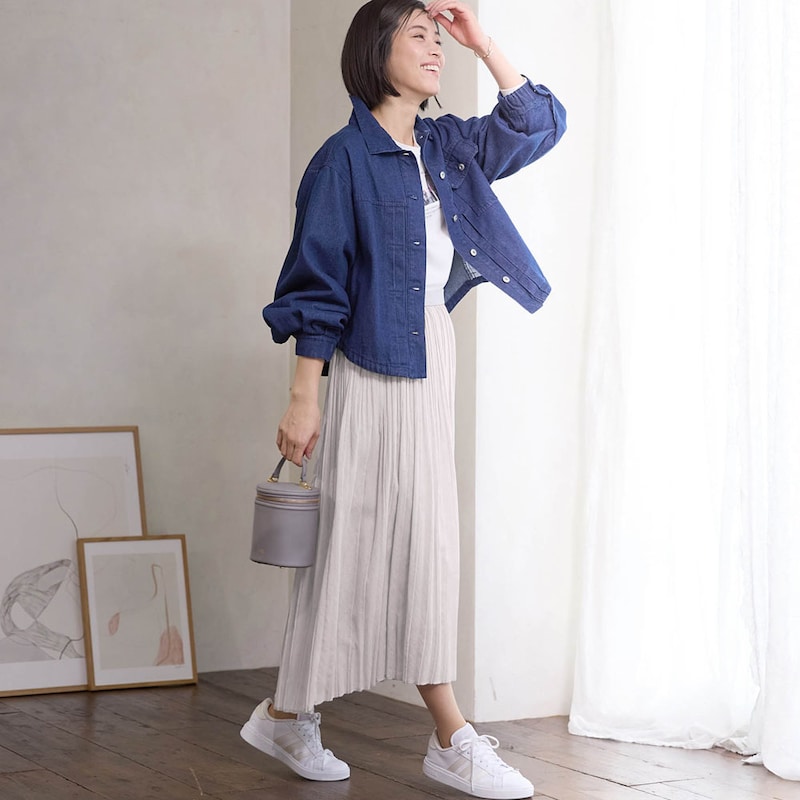 モデル身長168cm／M ※写真は撮影用のため総丈+6cmになります。