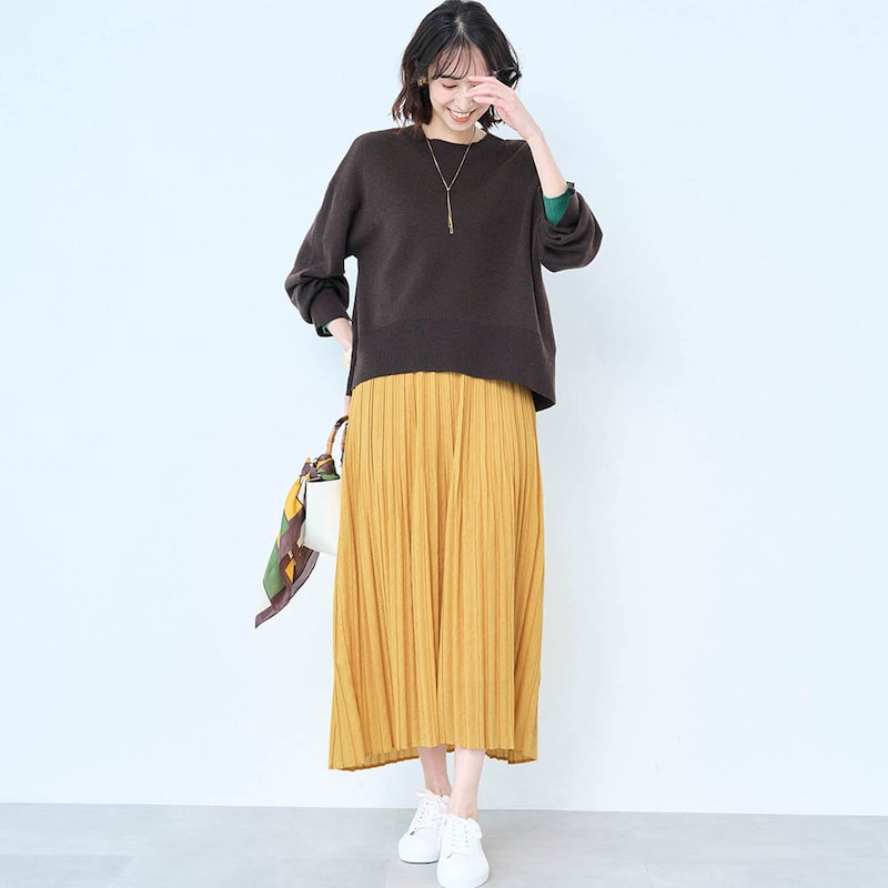 モデル身長169cm／M　※写真は撮影用のため、総丈+6cmになります。