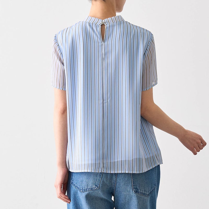 モデル身長168cm／M