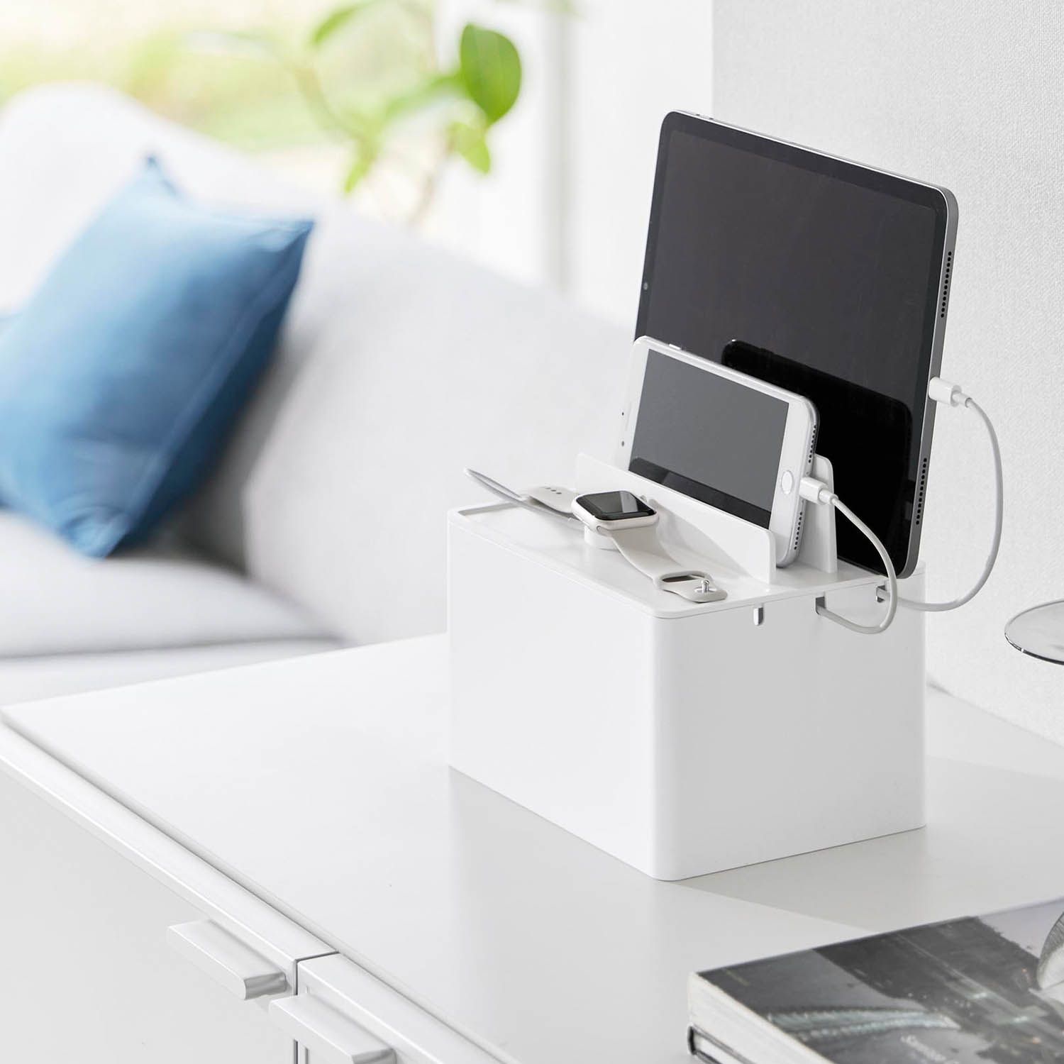 【タワー/tower】充電ステーション 【タブレット & スマートフォン収納ボックス】 【タワー/tower】充電ステーション 【タブレット & スマートフォン収納ボックス】