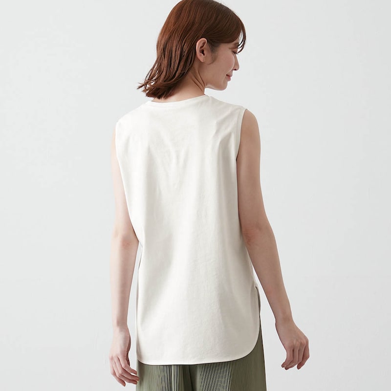 モデル身長165cm／M