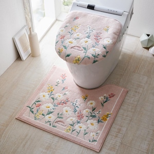 【ベルメゾン】フラワー柄が愛らしいトイレマット・フタカバー(単品・セット)