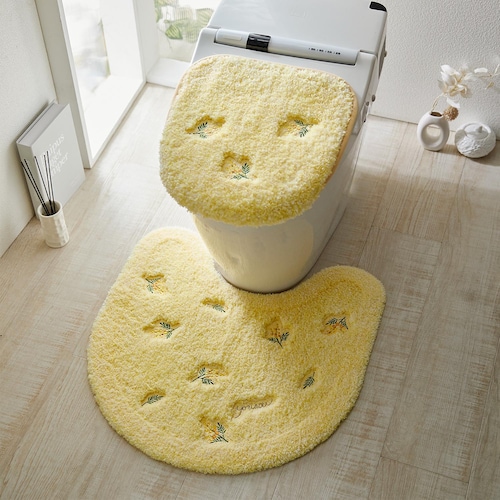 小花柄が可愛らしいトイレマット・フタカバー（単品・セット）