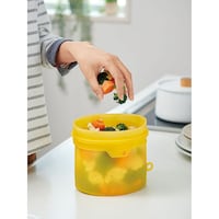 マチが大きく自立するので食材を入れやすい
