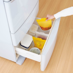 【冷蔵・冷凍保存】自立するので冷凍・冷蔵庫内で保存しやすい