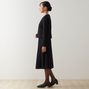 モデル身長162cm・9ARサイズ着用