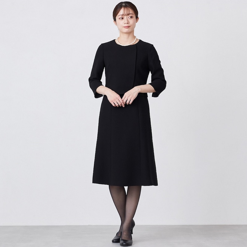 モデル身長165cm・9ARサイズ着用