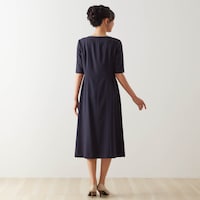 モデル身長162cm・9ARサイズ着用