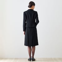 モデル身長162cm・9ARサイズ着用