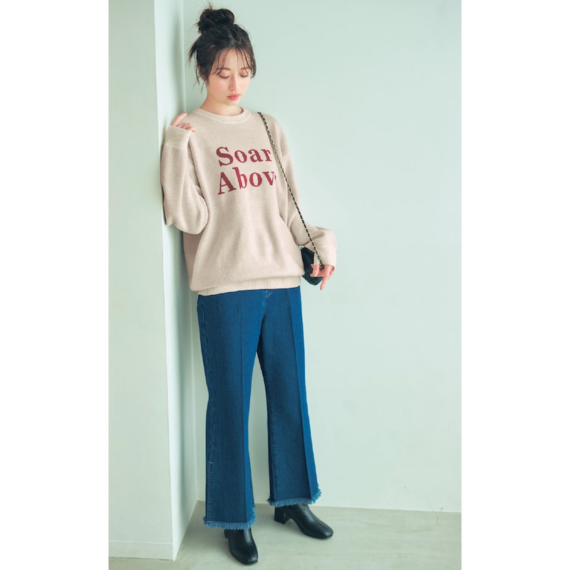 ネイビー／モデル身長166cm・サイズJ-M