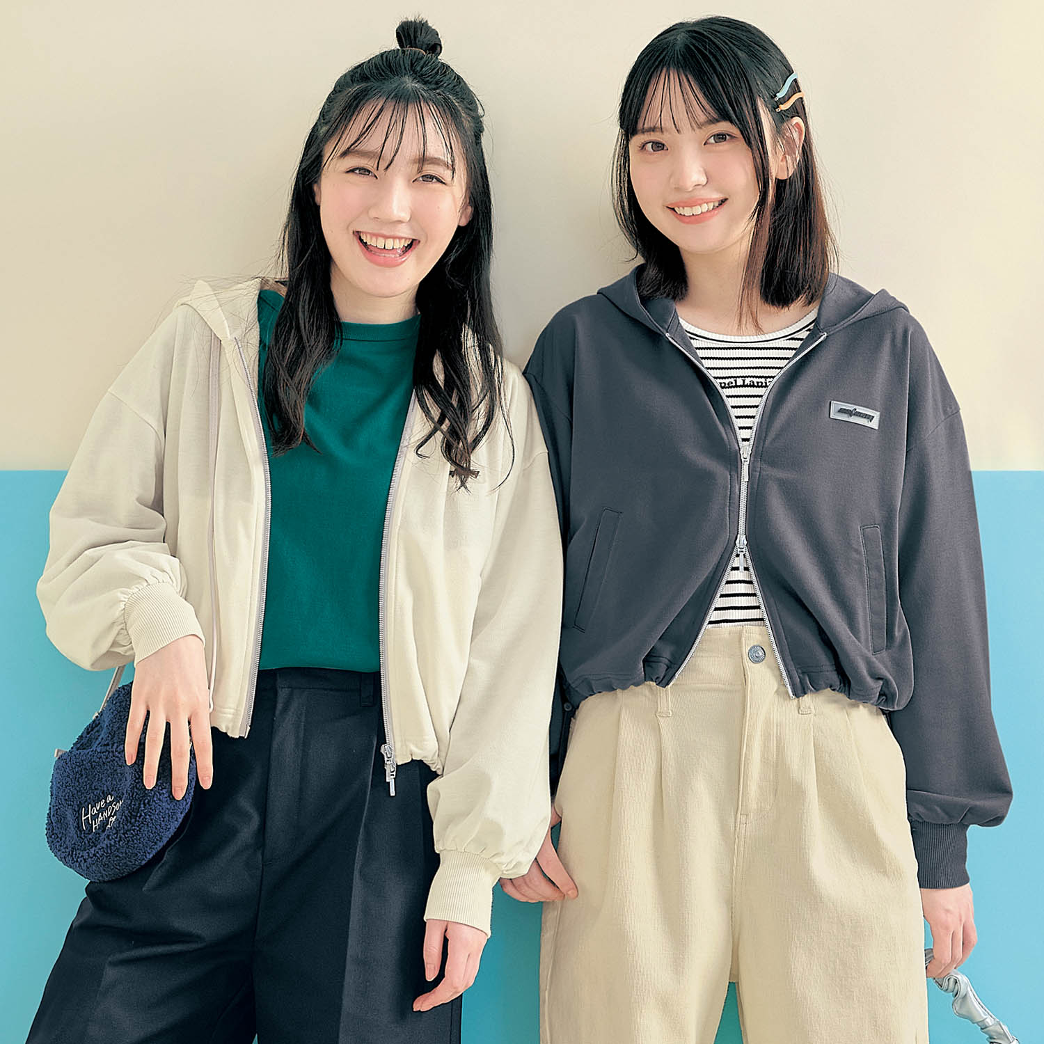 【パペル ラピス/Papel lapiz】シリコンワッペンドロストショート丈ミニ裏毛ダブルジップパーカ 【子供服】 【パペル ラピス/Papel lapiz】シリコンワッペンドロストショート丈ミニ裏毛ダブルジップパーカ 【子供服】