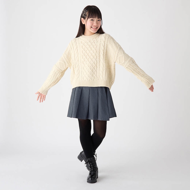 チャコールグレー／モデル身長151.5cm・J-XS（145～155）サイズ着用