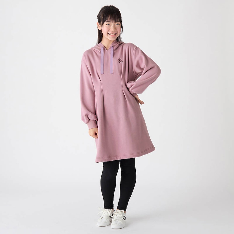 スモーキーラベンダー／モデル身長151.5cm・J-XS（145～155）サイズ着用
