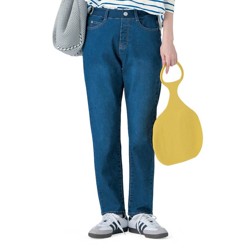 ブルー