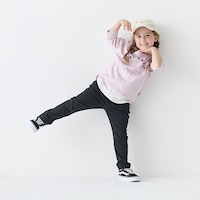 オフホワイト／モデル身長106cm・110サイズ着用