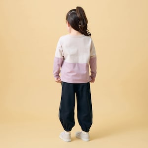 ブラック／モデル身長113cm・110サイズ着用