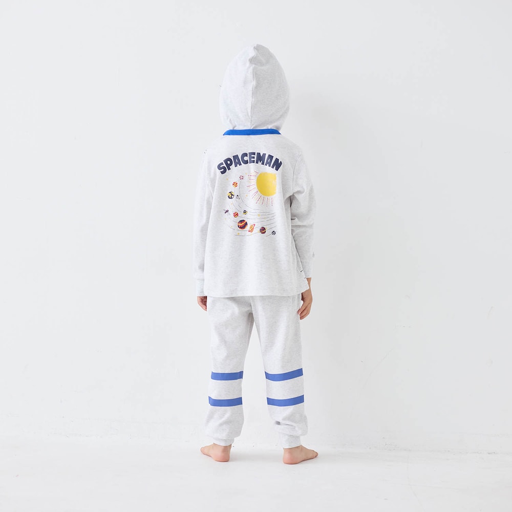 ホワイト杢グレー（宇宙飛行士）／モデル身長110cm・110サイズ