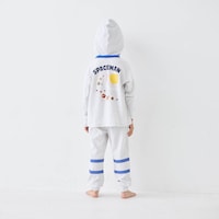 ホワイト杢グレー（宇宙飛行士）／モデル身長110cm・110サイズ