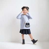 ブルー／モデル身長113cm・120サイズ着用